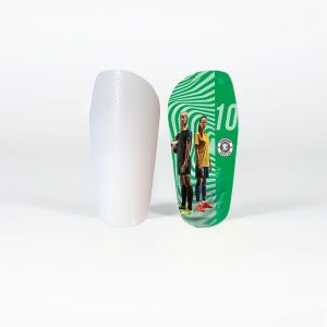 Espinilera Verde y blanca Modelo Lothar Premium